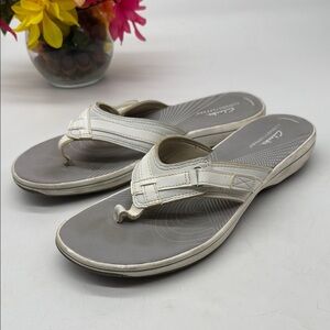 Cloudstepers by Clarks Women's Cream and Gray Sandals Size 10